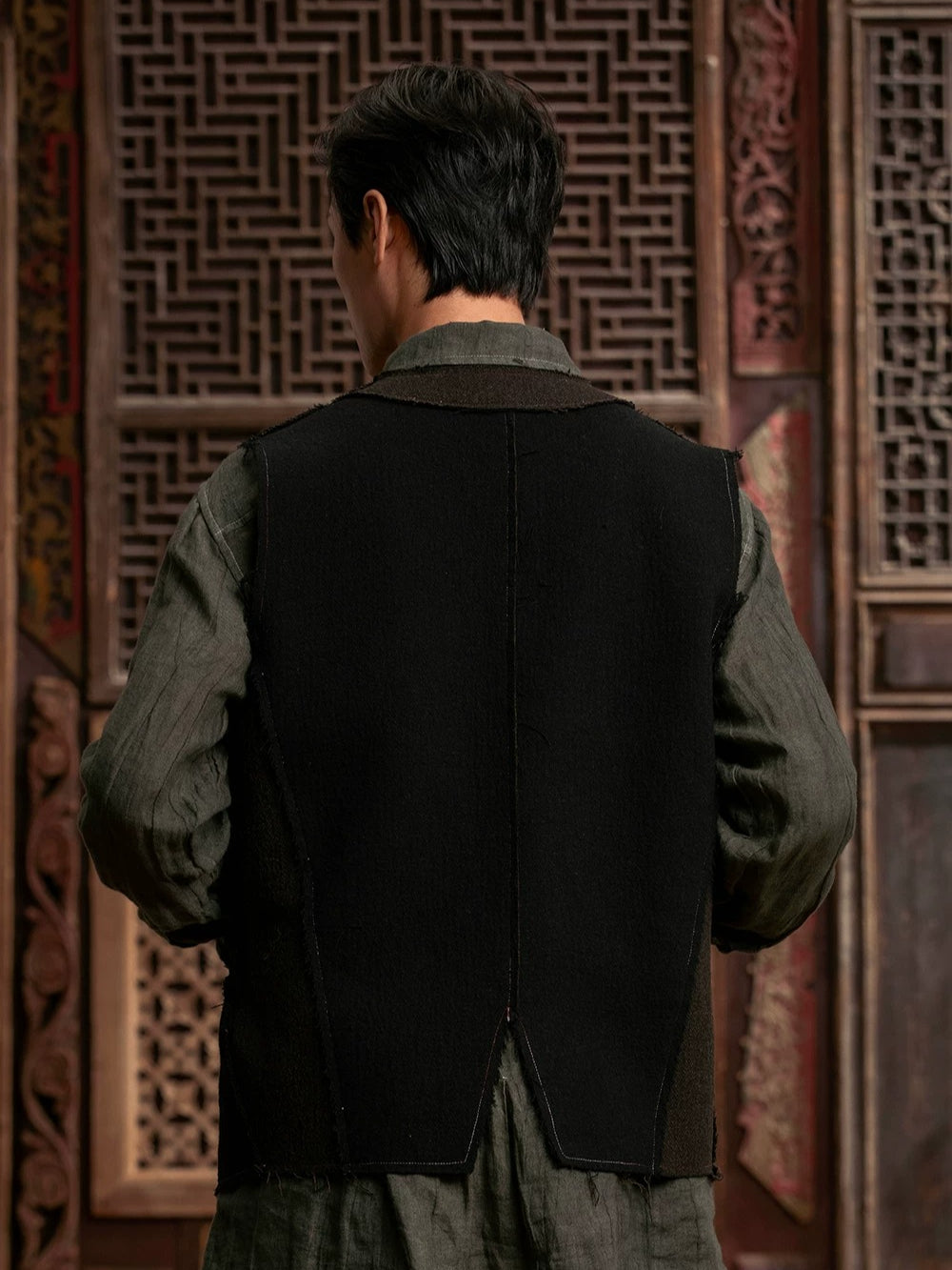 SOARIN Gai Yu Xia Series Slim Fit Wool Blend Asymmetric Deconstructed Vest DCZ233TB31