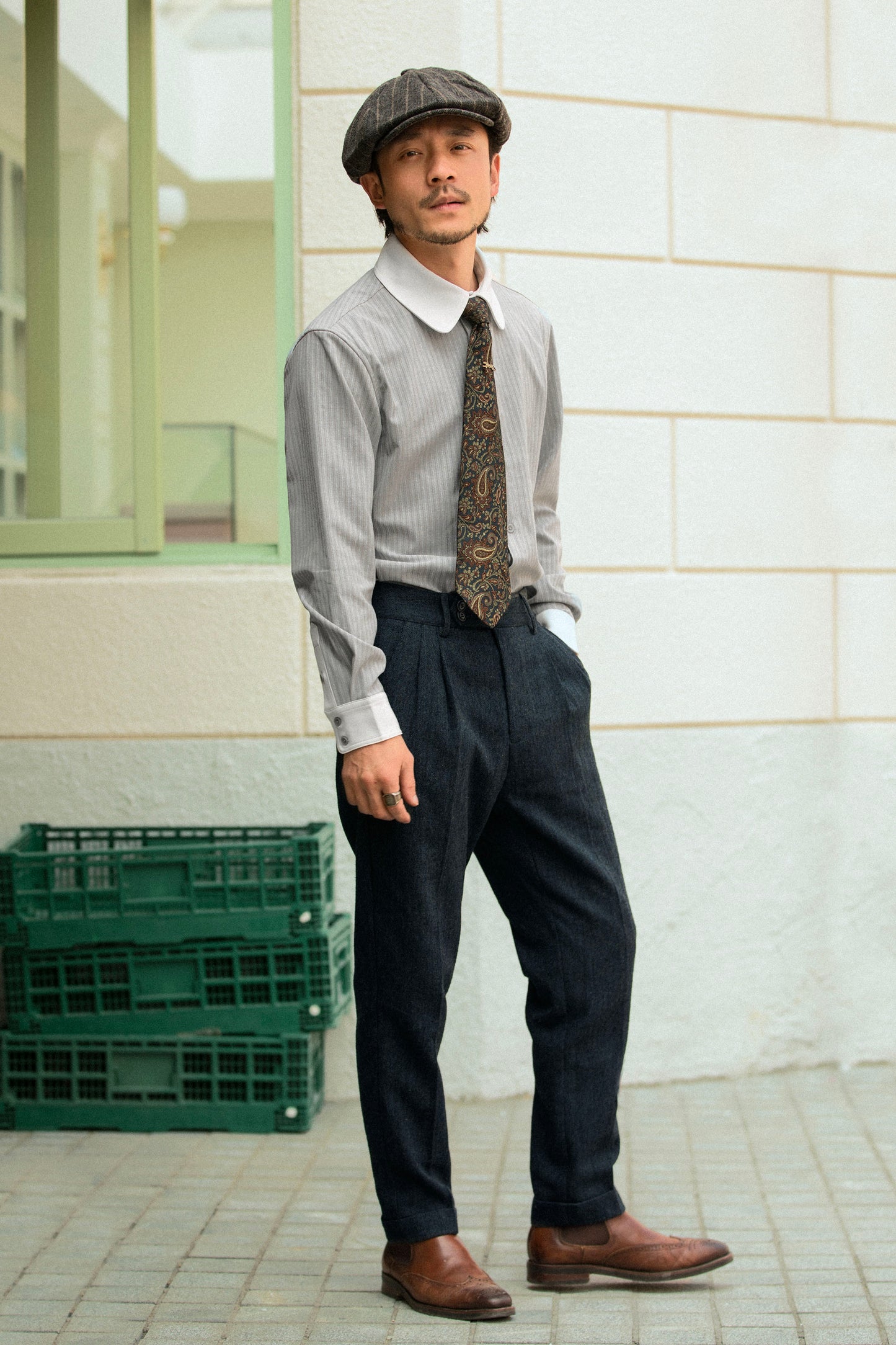 British retro style straight suit pants for men wool business casual slim fit tapered nine-point pants