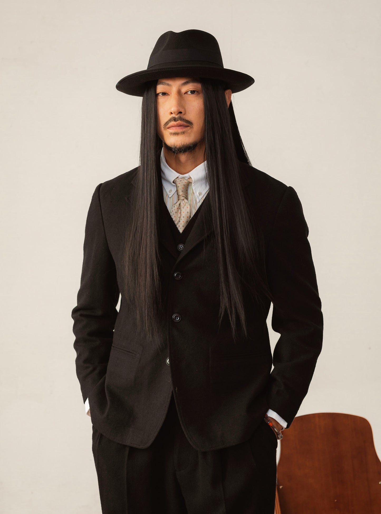 British style retro black suit jacket for men Winter woolen casual business formal wedding suit