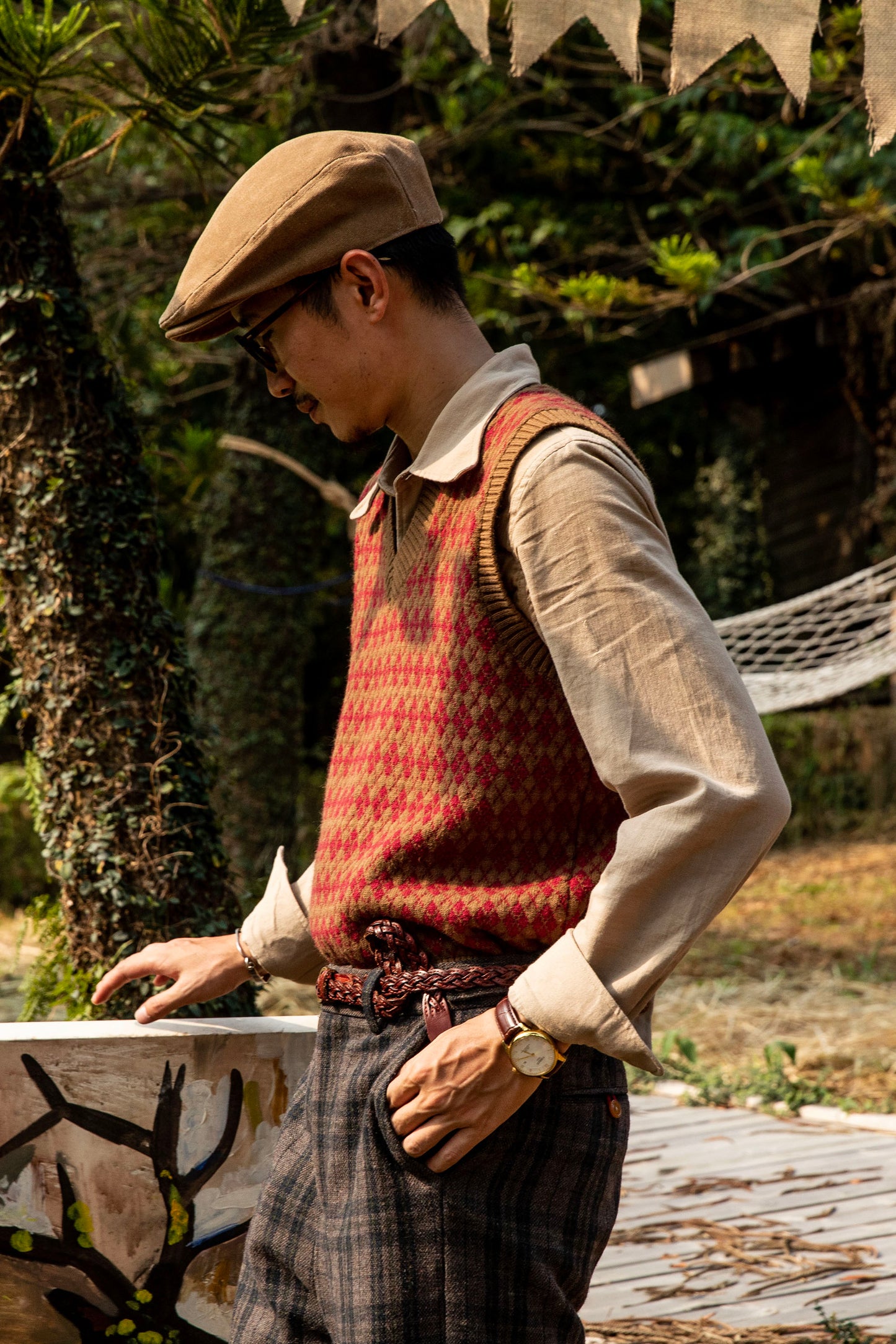 Men's retro style diamond-patterned sweater vest British vintage design knitted sweater wool vest