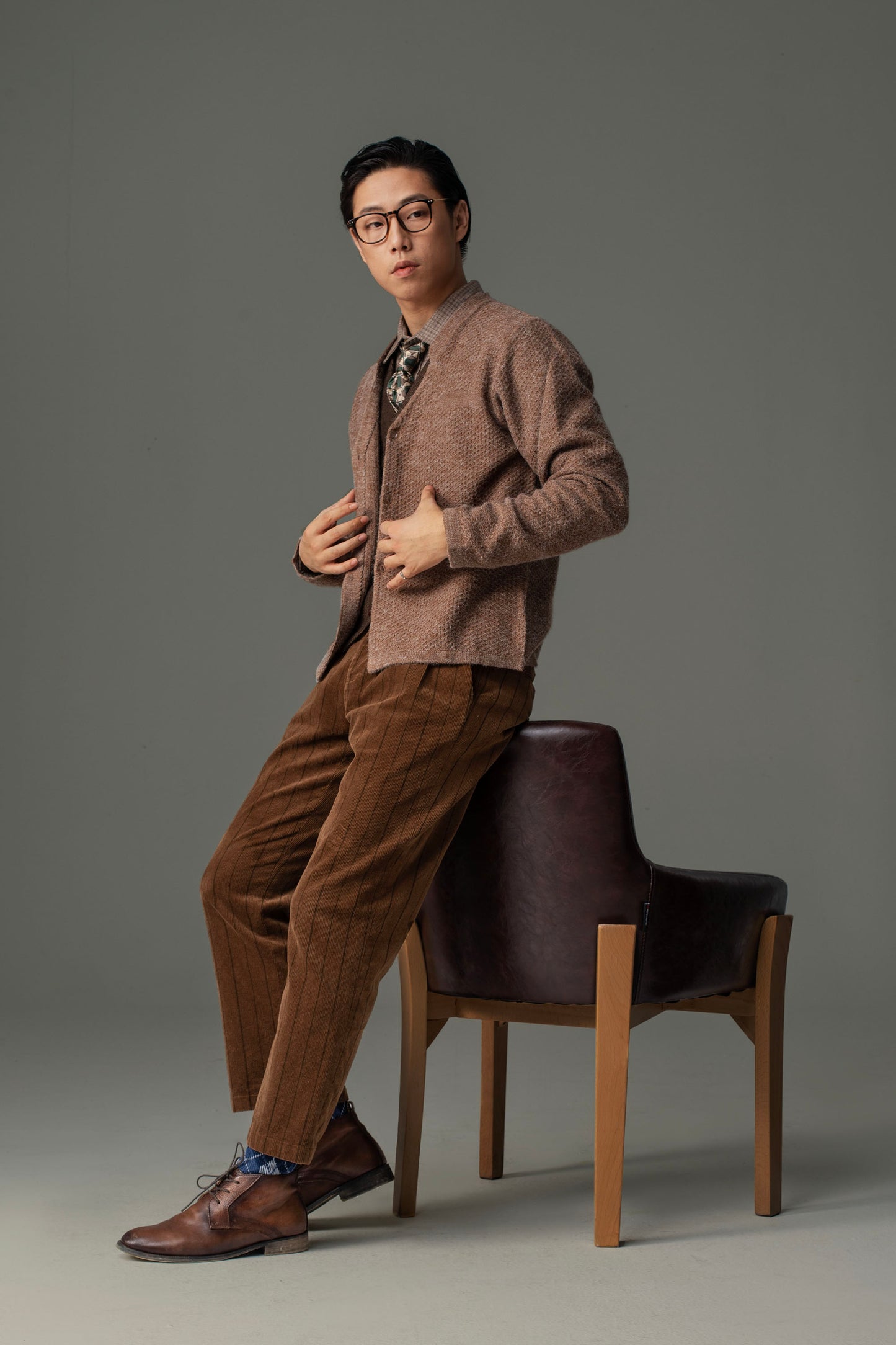 British retro style V-neck sweater cardigan men's autumn and winter slim knitted sweater jacket casual outer wear sweater