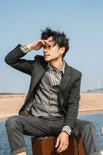 British style retro casual suit jacket for men Autumn and winter business professional formal slim suit