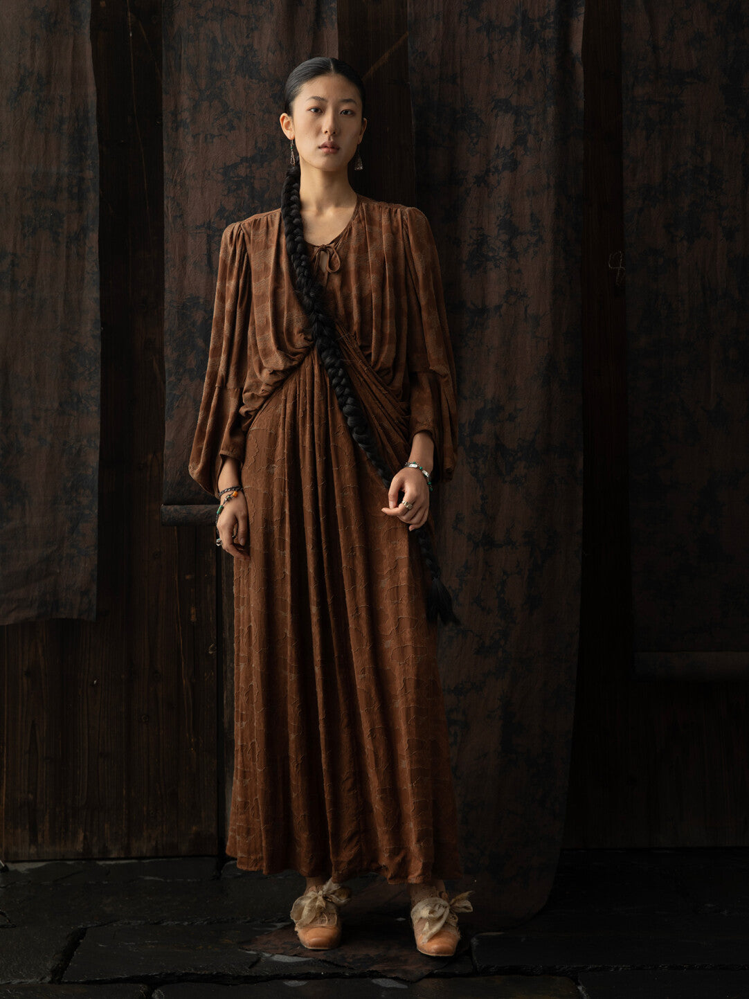 SOARIN WORLD Neo-Oriental Heritage Relaxed Silhouette Jacquard Texture Maxi Dress N-DCZ252TQ40