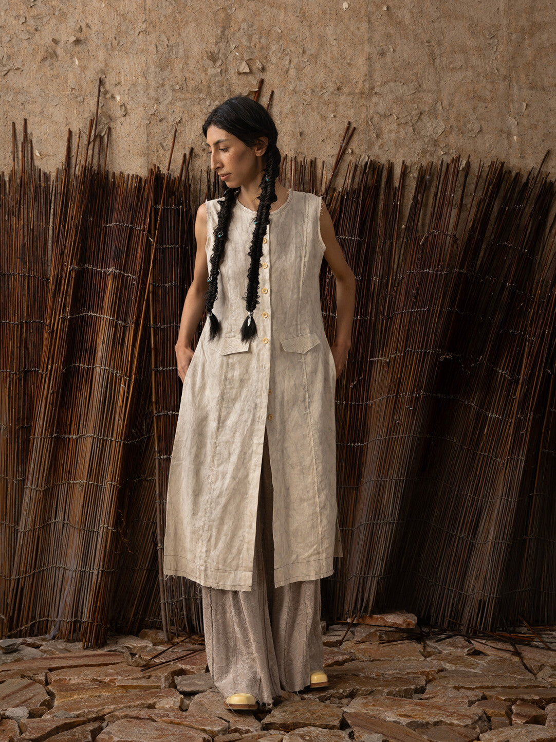 【SOARIN WORLD】Neo-Oriental Heritage Straight Cut Long Vest Ramie Cotton Blend Sleeveless Tunic N-DCZ252TC11