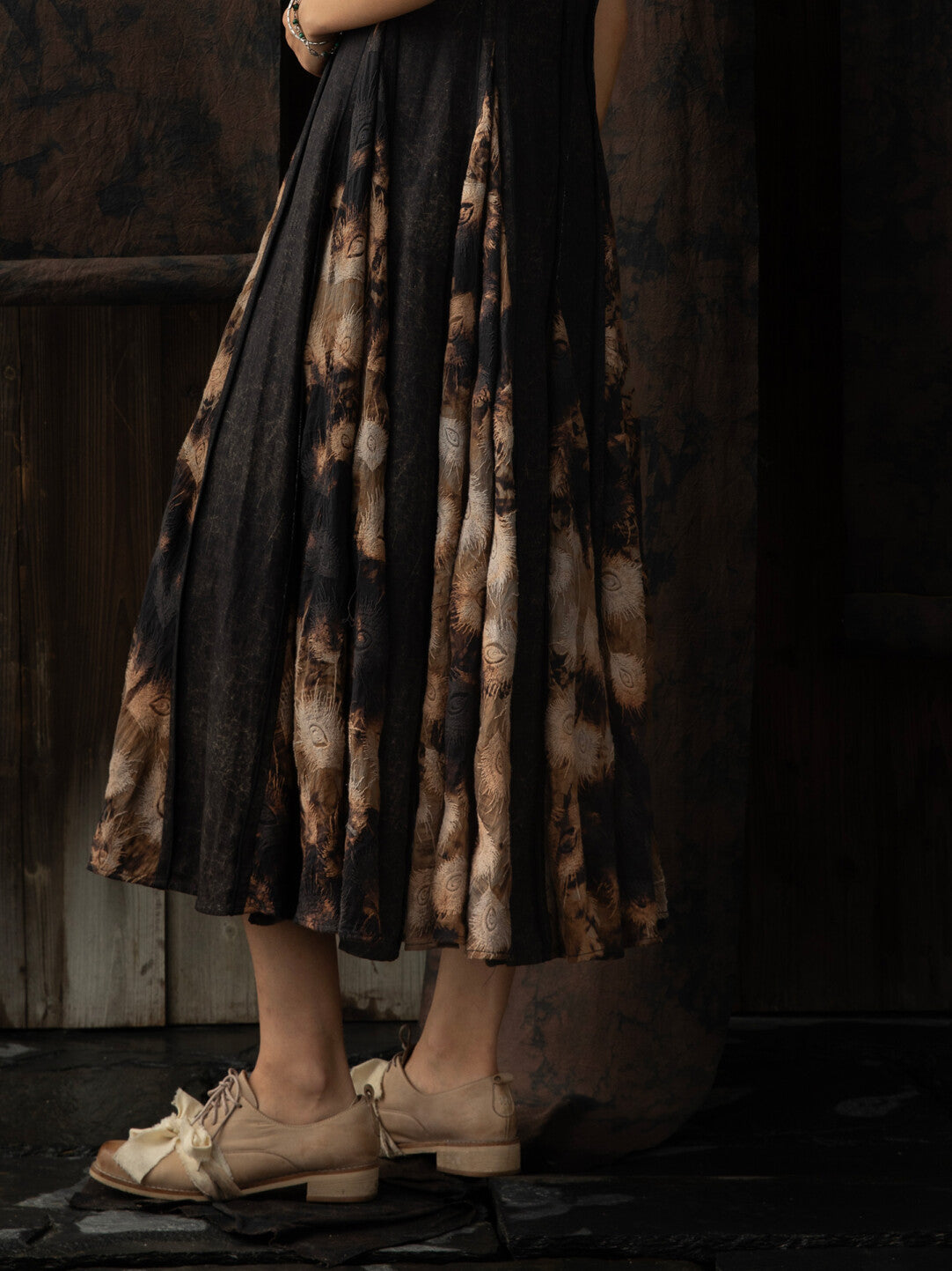 SOARIN WORLD Neo-Oriental Heritage Ethereal Sculptural Linen-Blend Dress N-DCZ252TQ43