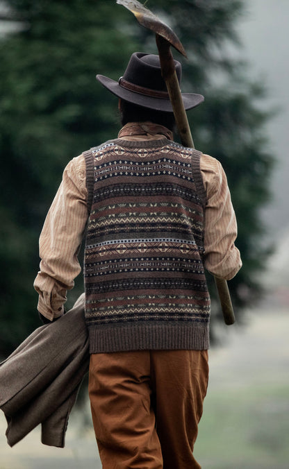 Vintage style Fair Isle sweater vest for men British vintage style V-neck wool sweater vest