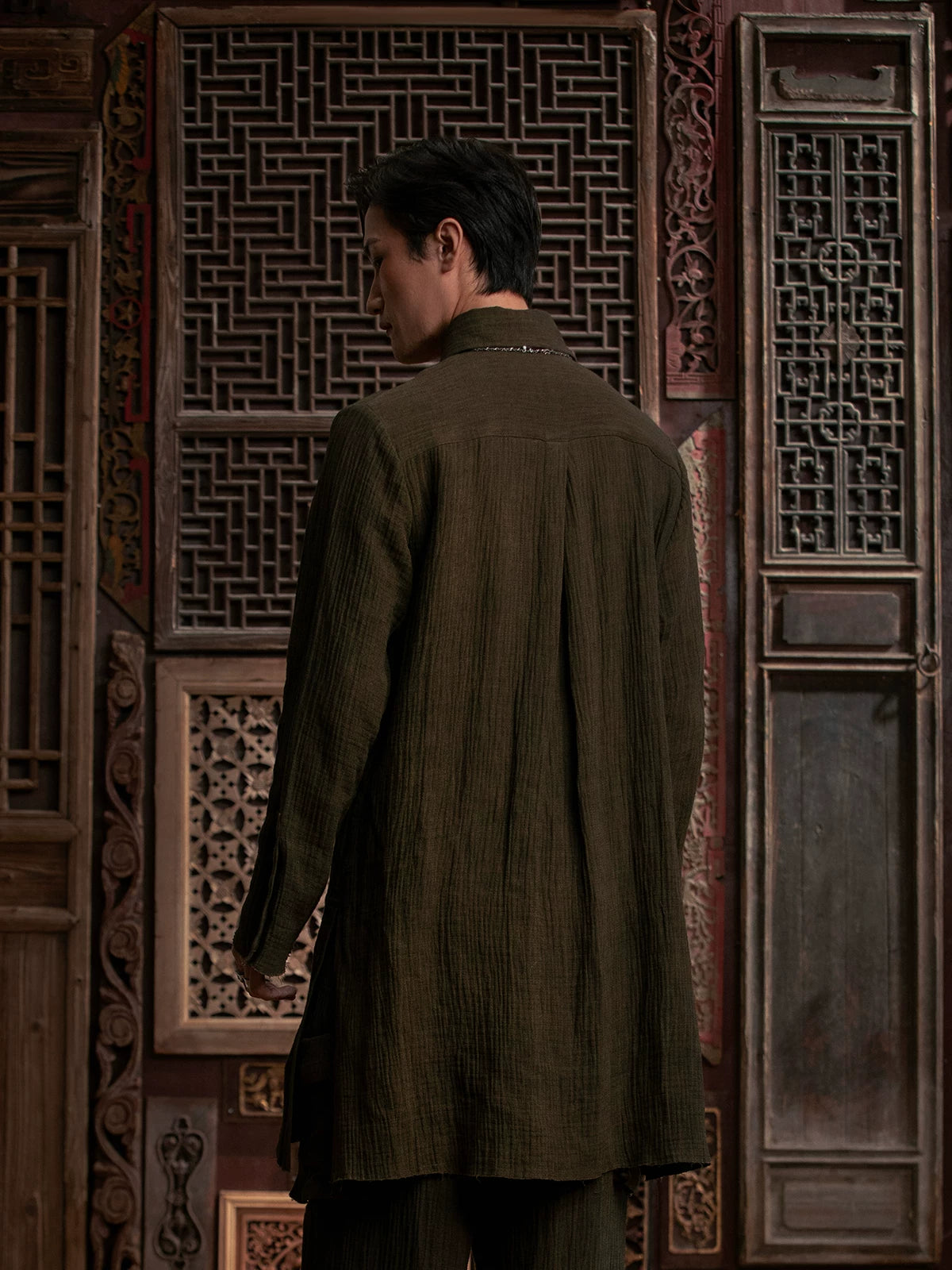 SOARIN WORLD Gai Yu Xia Avant-Garde Distressed Texture Linen-Blend Shirt DCZ243TC360