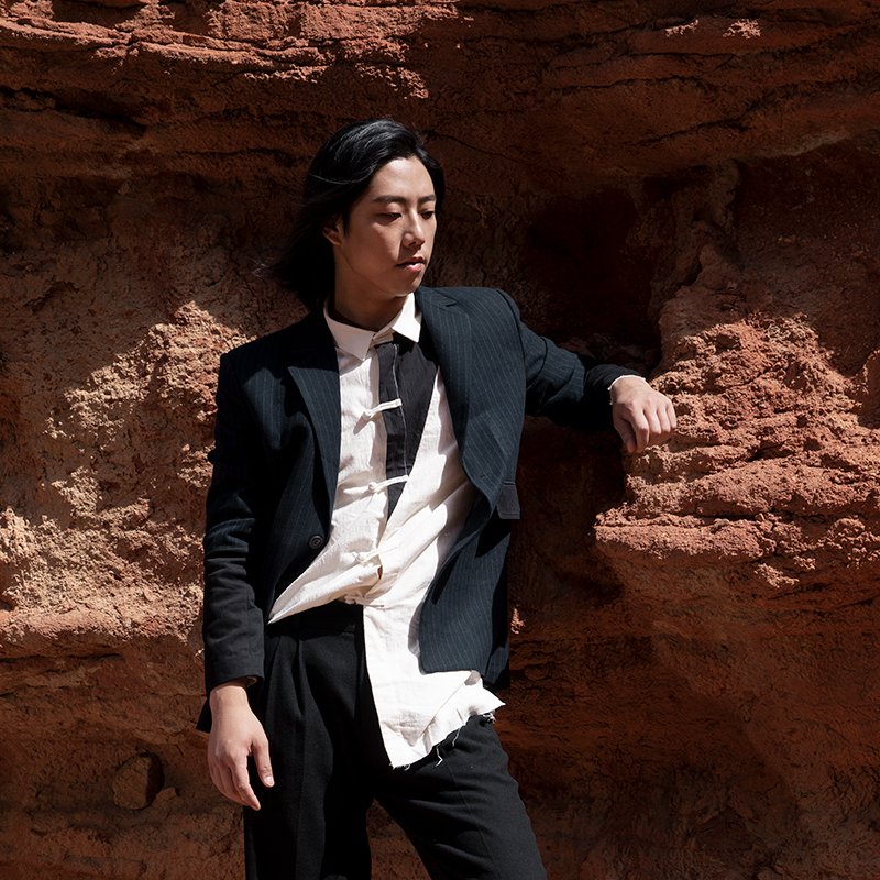 SOARIN WORLD Gai Yu Xia Deconstructive Tailored Pinstripe Blazer Z223XZ641