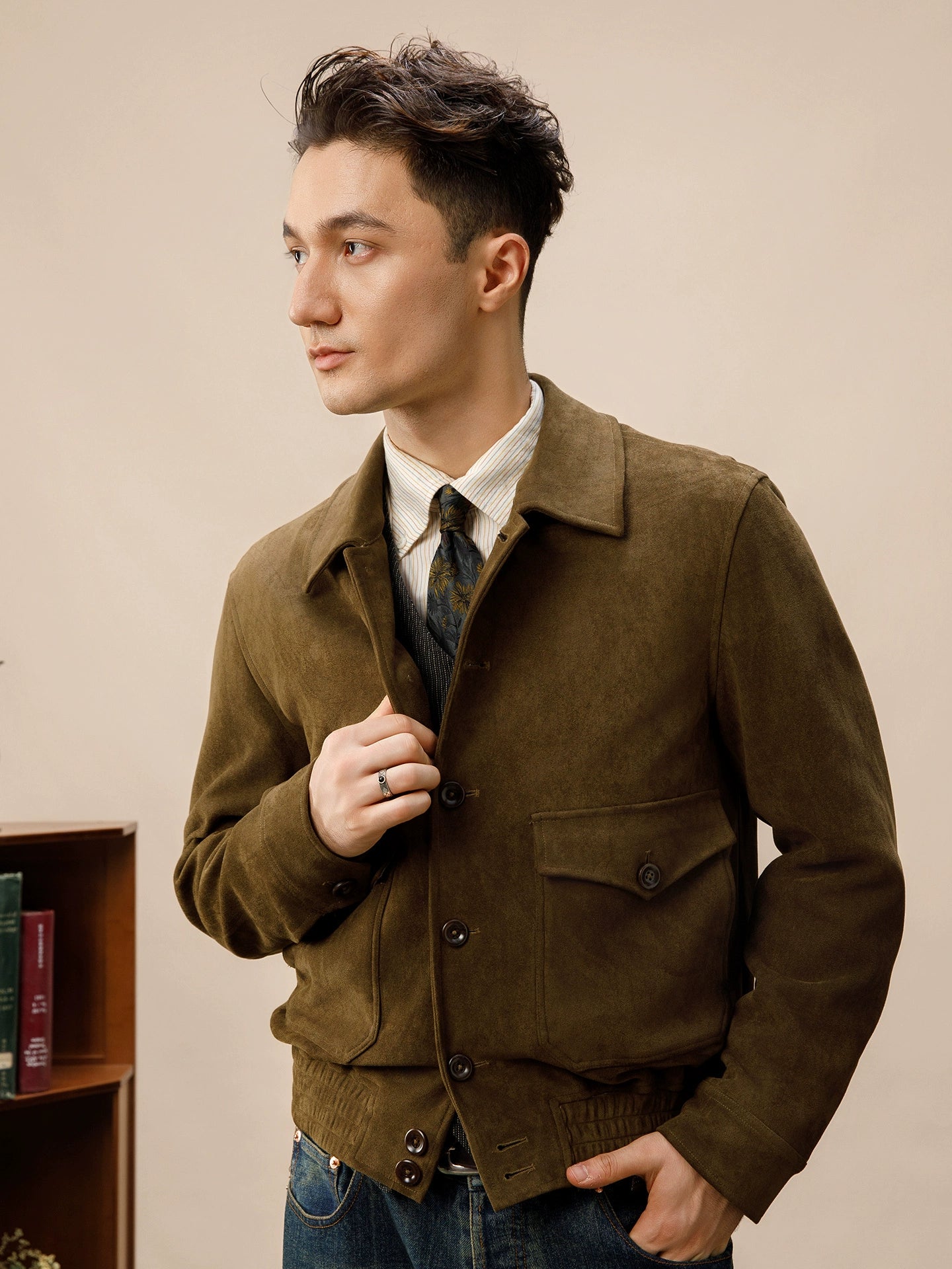 SOARIN复古美式工装鹿皮绒短款夹克男绅士休闲宽松翻领飞行员外套