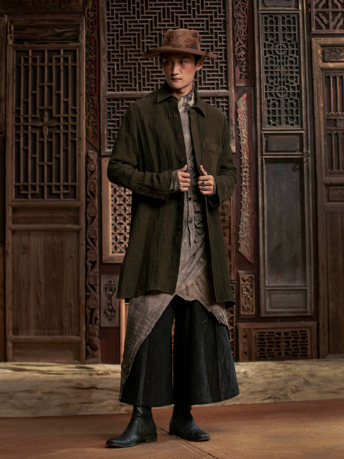 SOARIN WORLD Gai Yu Xia Avant-Garde Distressed Texture Linen-Blend Shirt DCZ243TC360