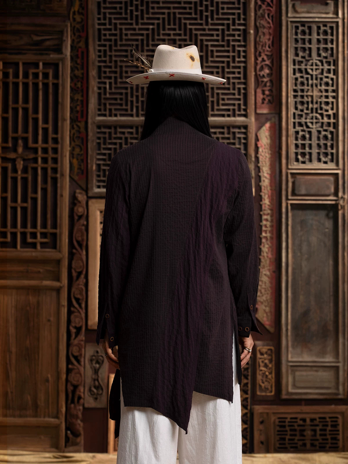 SOARIN WORLD Gai Yu Xia Series Loose Fit Dual Texture Fabric Fake Two Piece Long Shirt DCZ243TC362