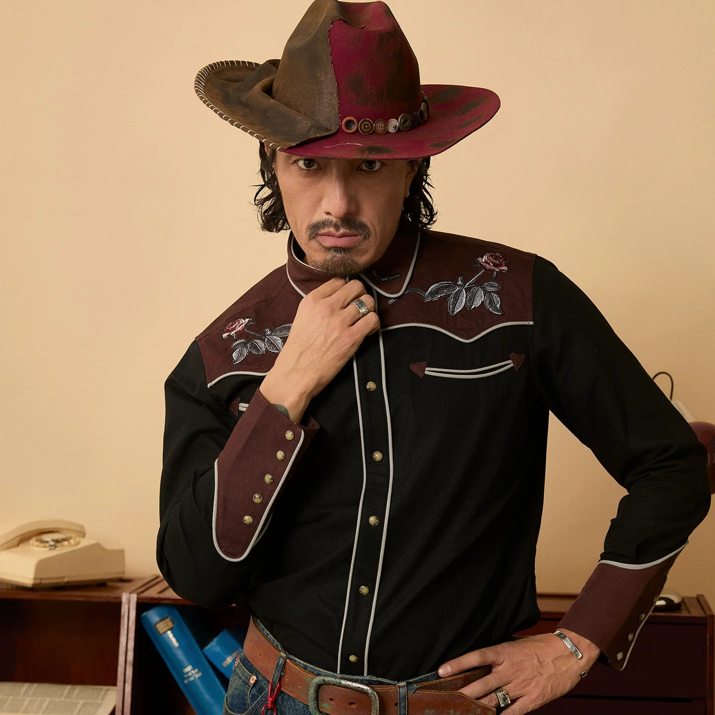 SOARIN Western Vintage Slim Fit Cotton Embroidered Shirt  YAOZ233TC194