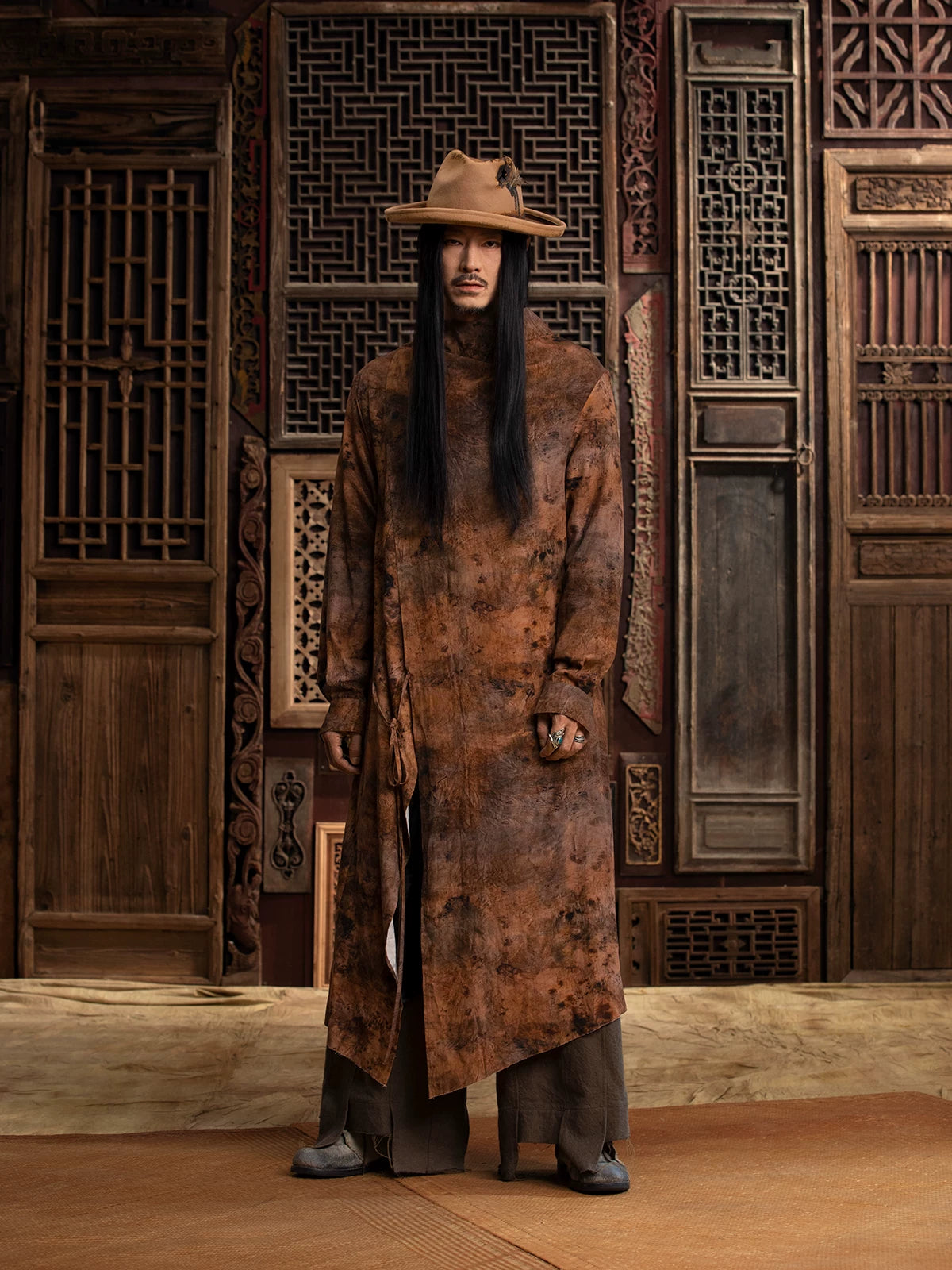 SOARIN Gai Yu Xia Series Loose Distressed Printed Funnel-Neck Long Coat DCZ233TC148