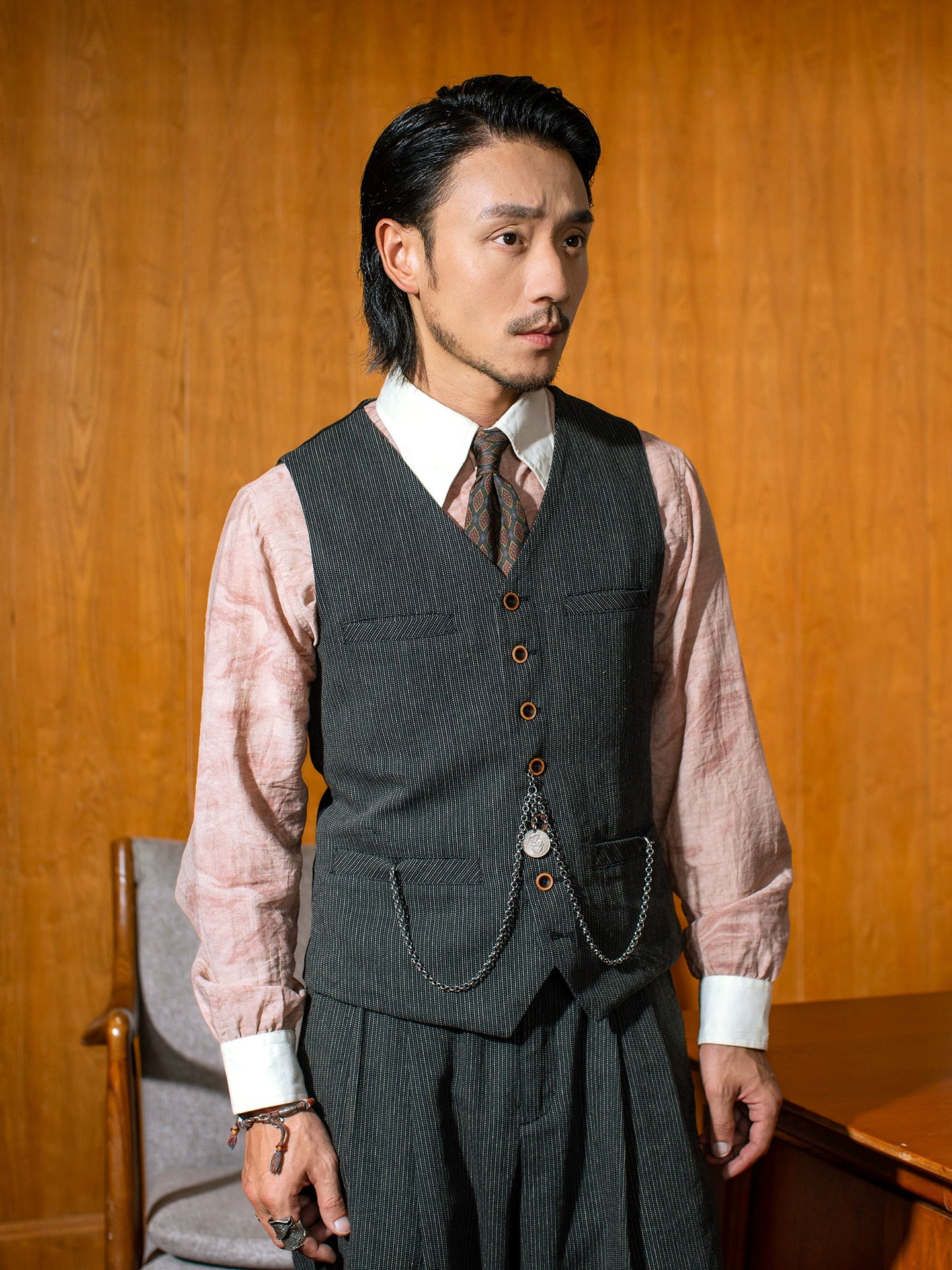 SOARIN【断点条纹】英伦复古西装马甲男 老钱风商务休闲马夹背心