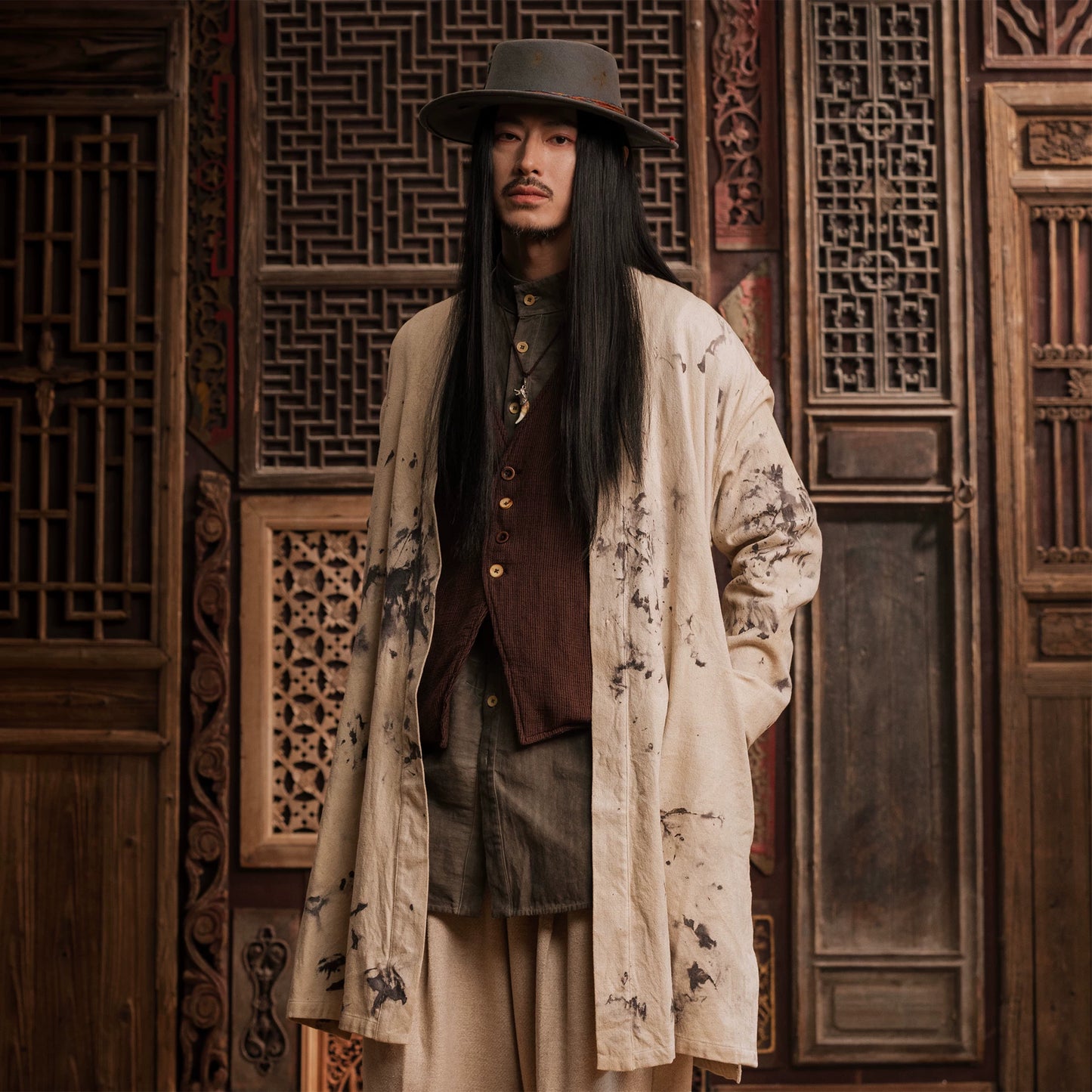 SOARIN WORLD Gai Yu Xia Heritage Series Relaxed Fit Plant-Dyed Xiaoke Robe DCZ233TJ39