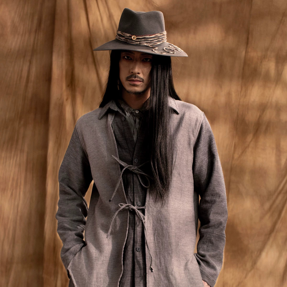 SOARIN WORLD Gai Yu Xia Series Relaxed Fit Slub Cotton Deconstructed Long Trench Coat DCZ233TC187