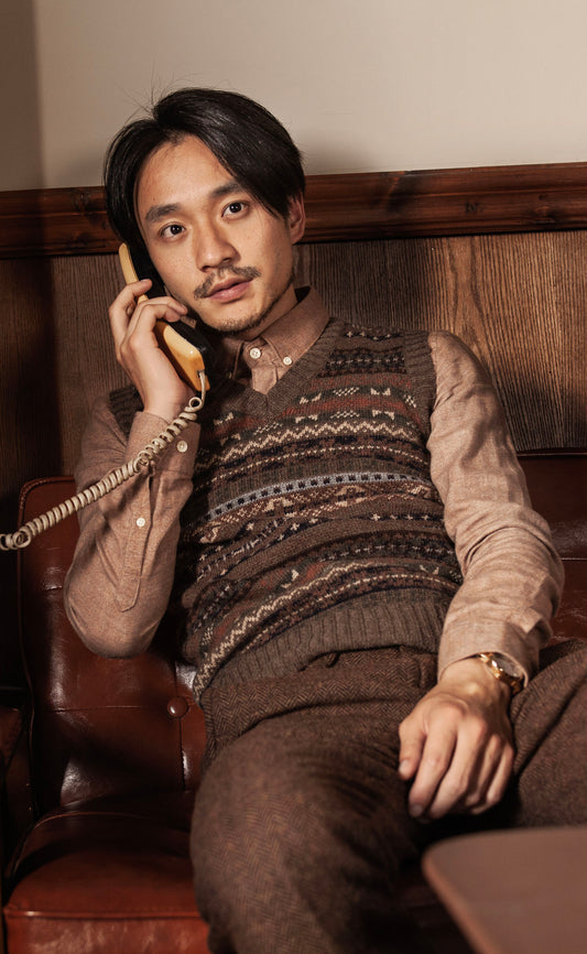 Vintage style Fair Isle sweater vest for men British vintage style V-neck wool sweater vest
