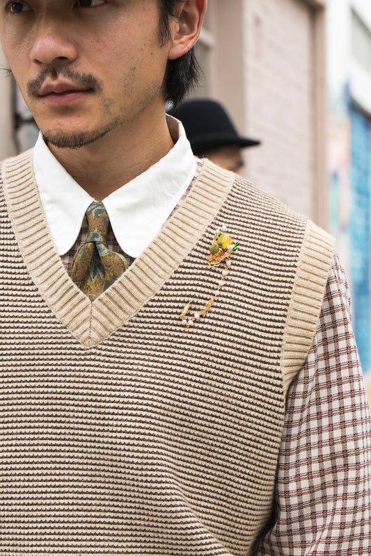 British retro style V-neck sweater vest for men vintage houndstooth plaid casual knitted vest